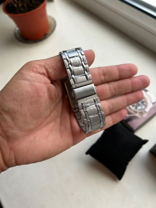 Продам часы RADO