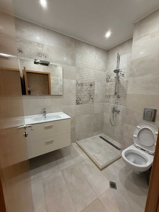 Дава се под наем Четиристаен апартамент в Пловдив, Кършияка - 150 кв.м за 897.6 € - Снимка #9