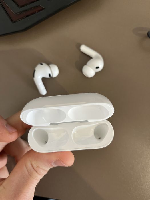 Casti airpods pro 3