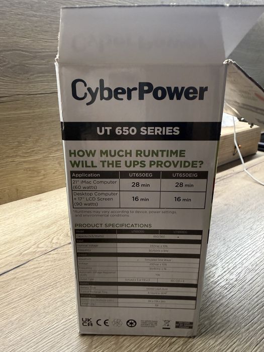 Vând unitate UPS UT 650 CyberPower