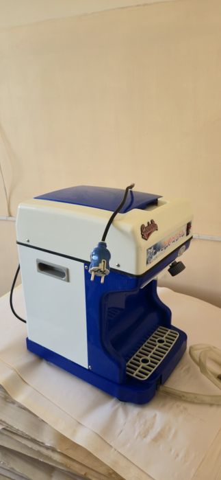 Срочно продаётся аппарат  измельчитель льда (рохати жон)