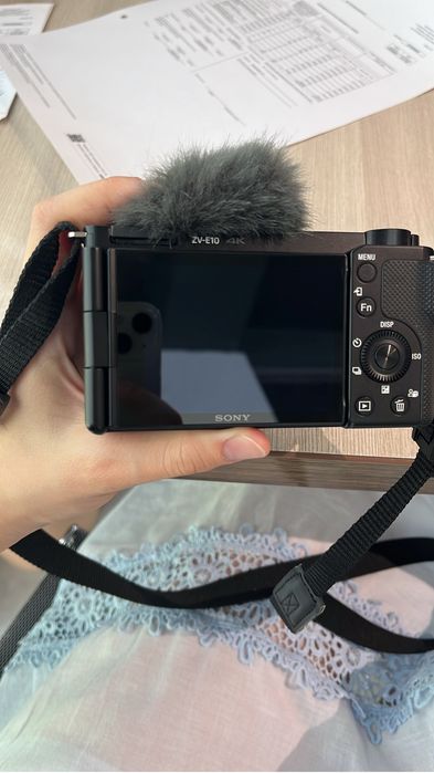 Фотоаппарат Sony Zv-E 10