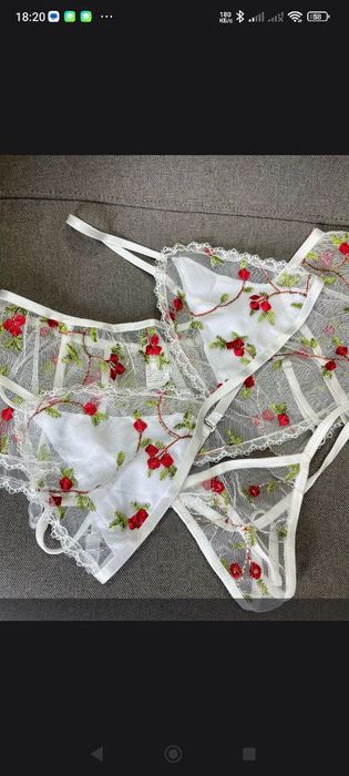 Нижнее белье кружевное XL. Комплект из 3х предметов. Новое