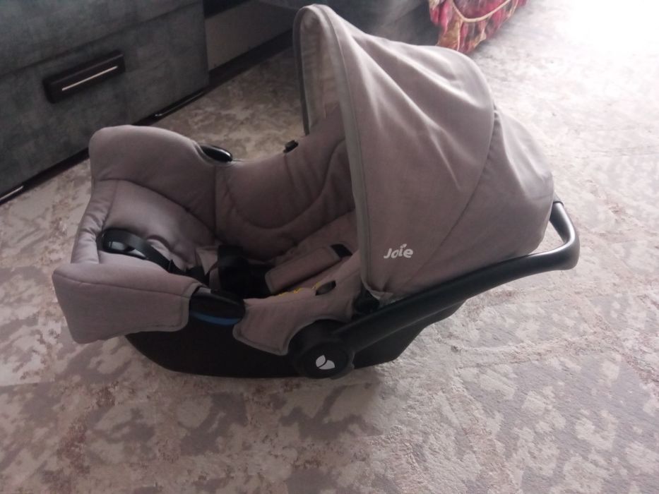 Продам автокресло