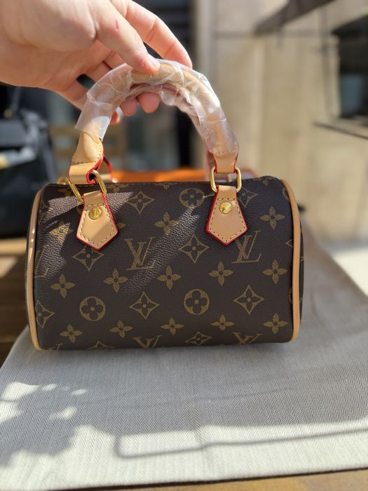 Louis Vuitton Speedy