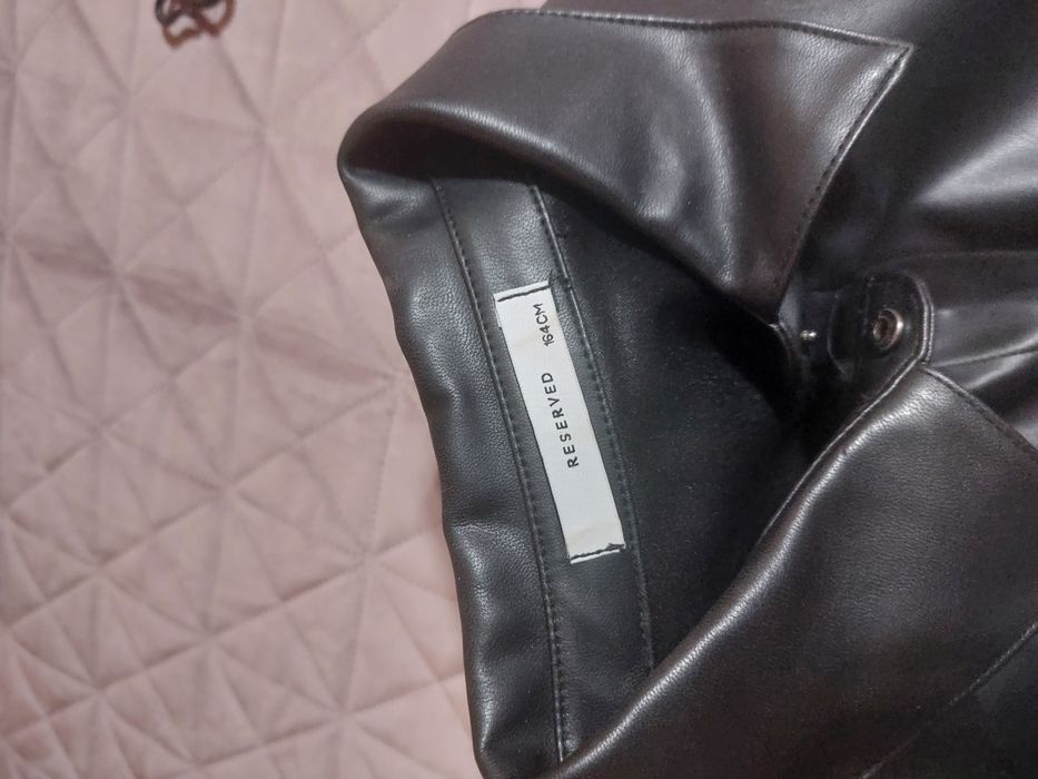 Кожена рокля- Reserved