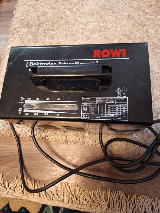 Vand aparat de sudură cu electrozi