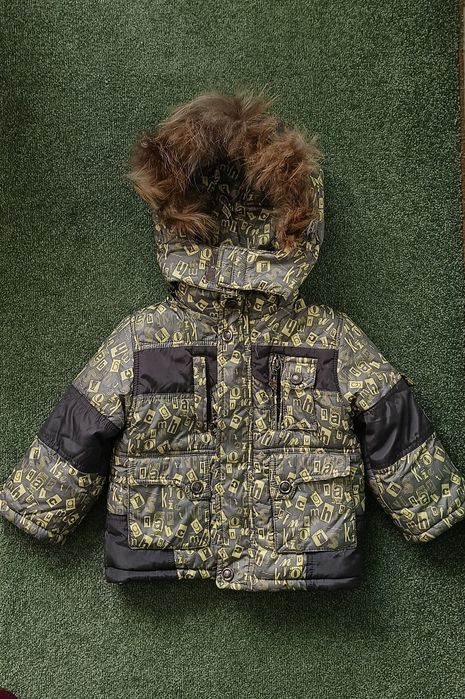 Продаем комбинезон зимний.