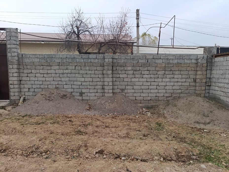 2 sotix yer sotiladi