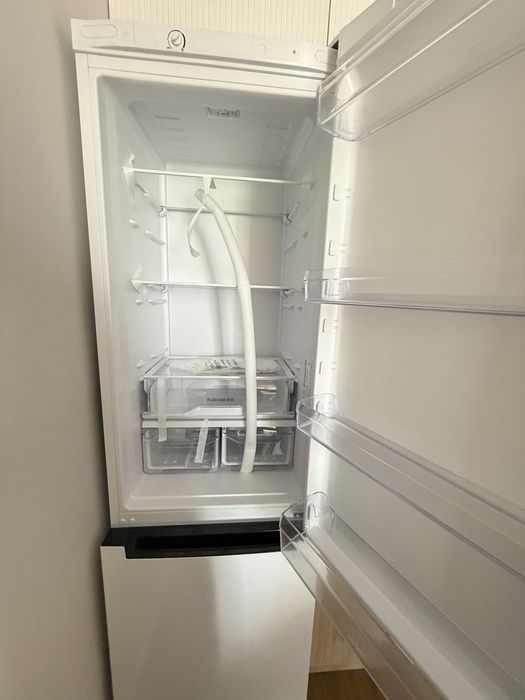 Indesit ds 4200...