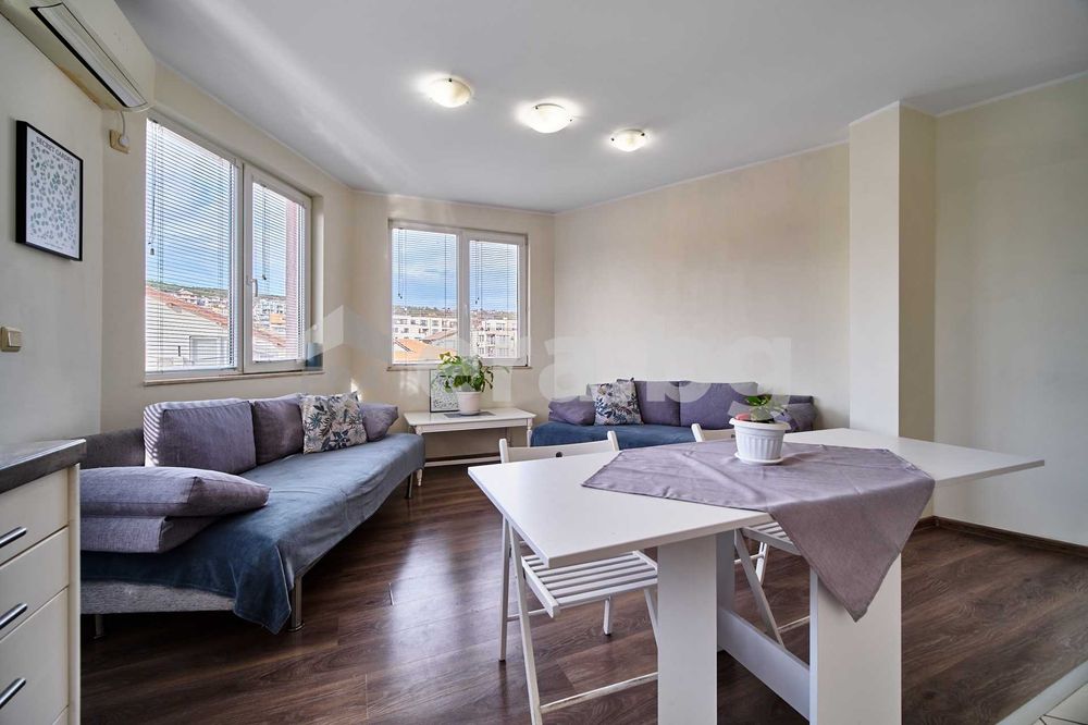 Продава се Двустаен апартамент в Варна, Виница - 57 кв.м за 2192 €/кв.м - Снимка #1