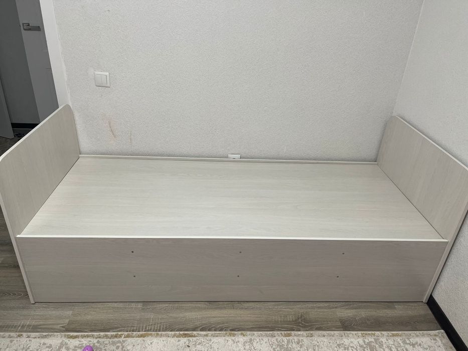 1адамдык кровать сатылады