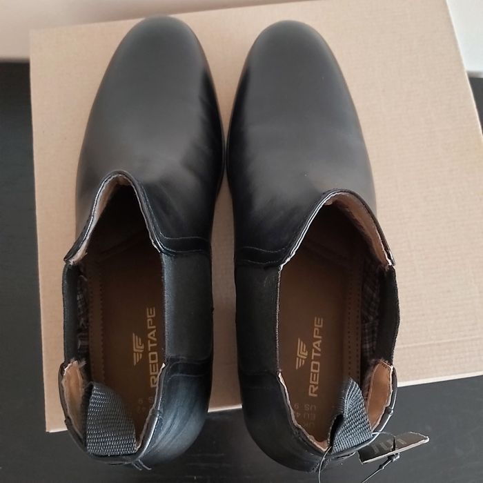 Ghete Chelsea, cizme scurte din piele naturală.