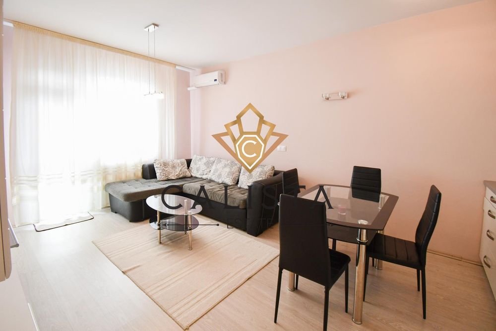 Дава се под наем Двустаен апартамент в София, Център - 50 кв.м за 787.95 € - Снимка #1