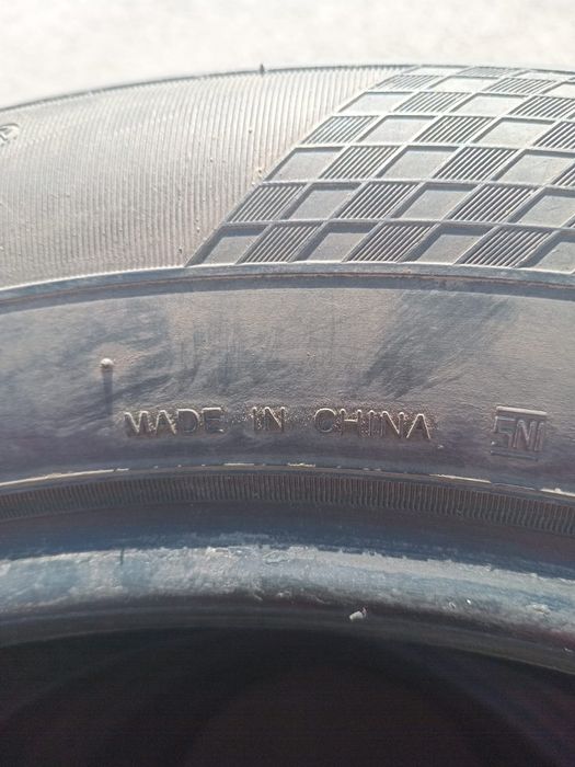 Продам шины 215/60/17