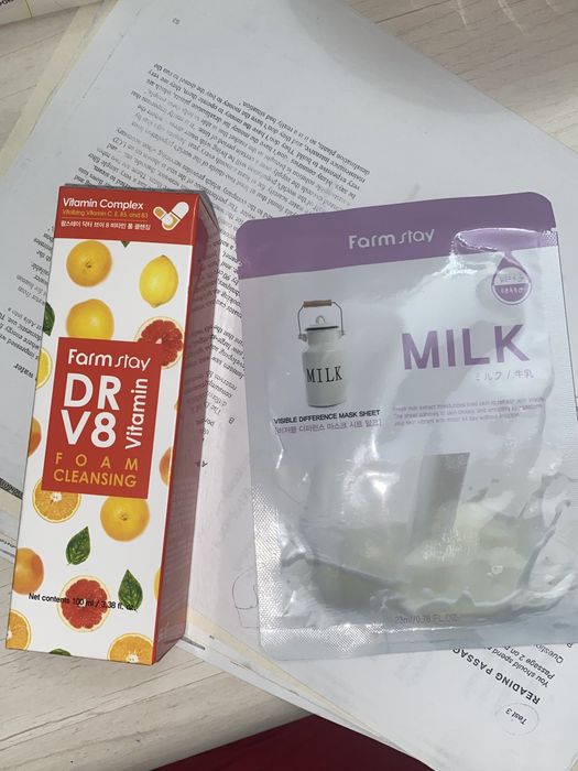 Воздушная Пенка для умывания с витаминами и тканевая маска для лица