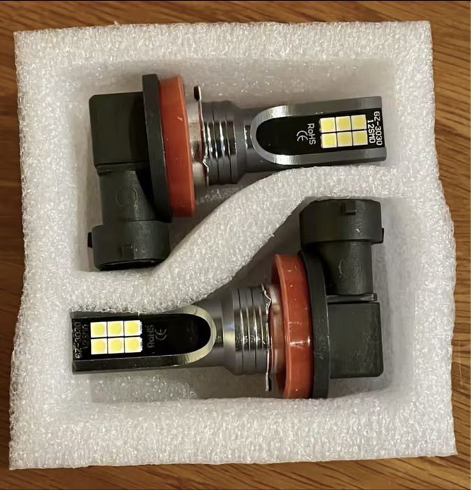 2 Броя LED Диодни Крушки 80W 12V 8000K