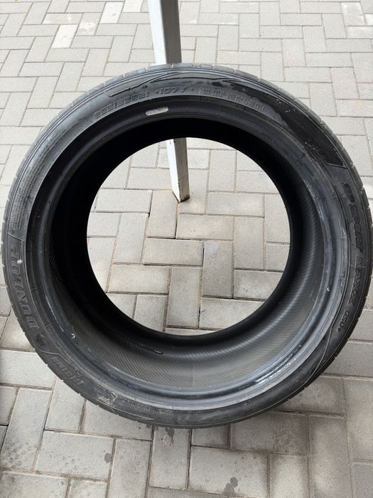 Продам шины 295/35/21