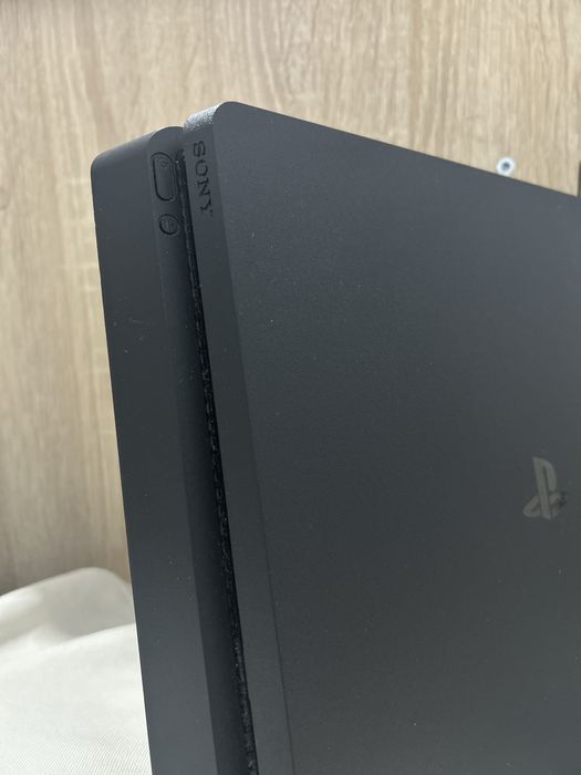 [NEW] Vand consola Ps4 (+5 jocuri)