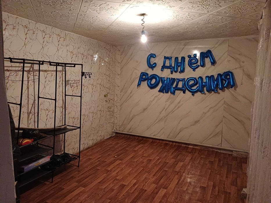 Восточныйда 3 бөлмелі үй сатылады.