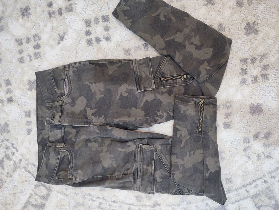 2 perechi de blugi nr 36 S