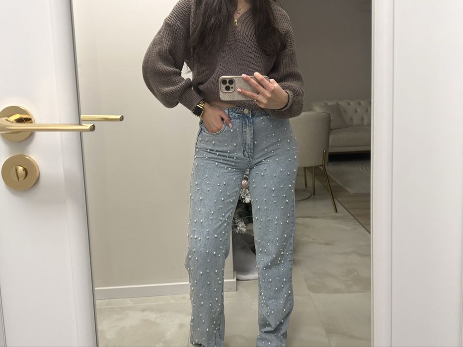 Светли дънки с перли