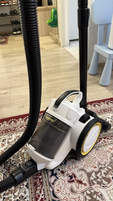 Пылесос Karcher VC 3 plus
