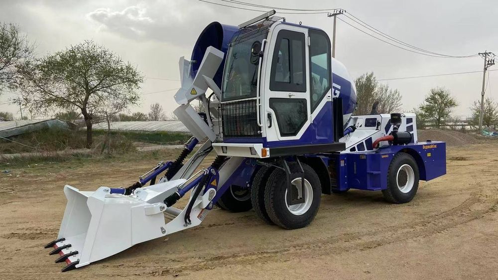 Бетоносмеситель самозагрузкой Fujiang