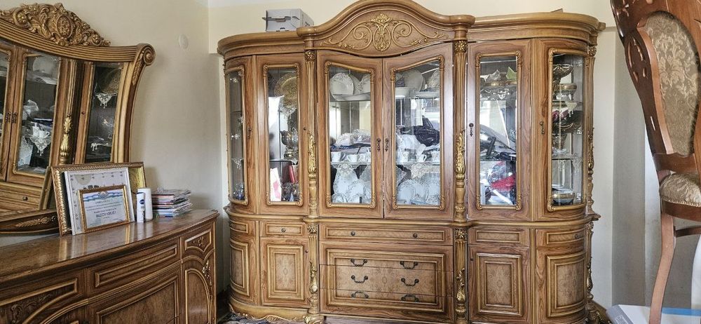 Xitoy mebel sotiladi. 850 $