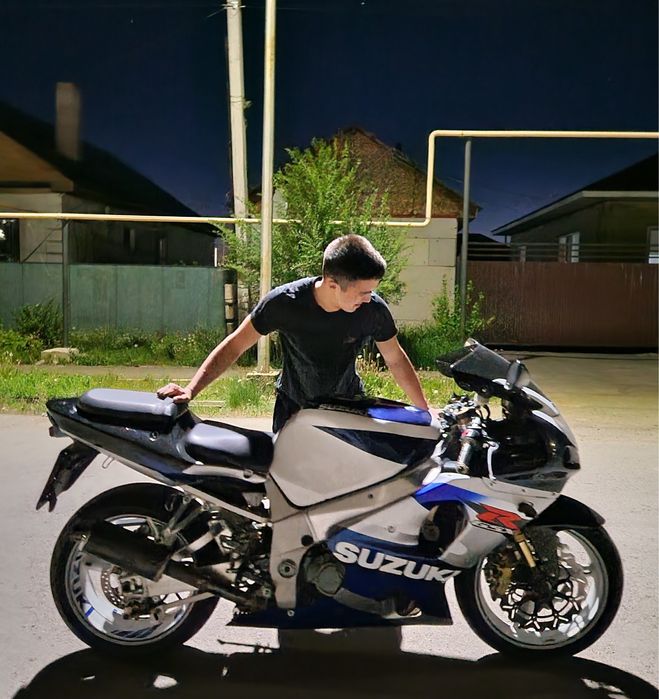 Продам Suzuki gsxr 1000