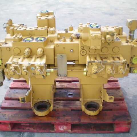 Distribuitor principal CATERPILLAR 385B 174-1843 Piese de schimb