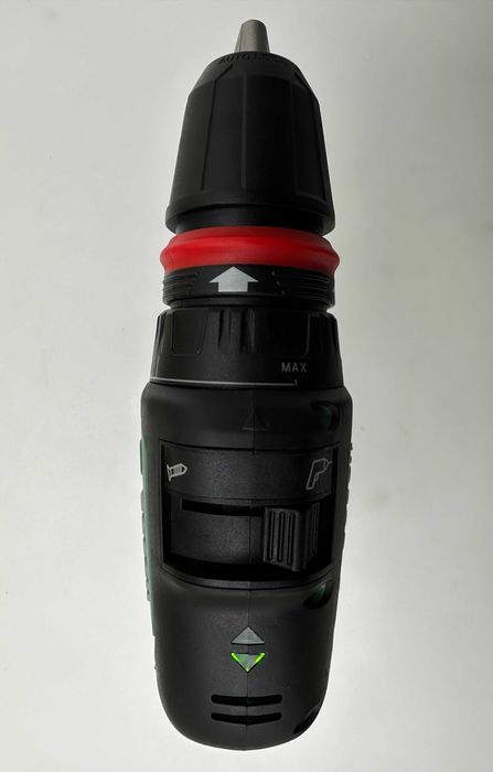 BOSCH AdvancedDrill 18 - Безчетков винтоверт 2x2.5Ah неразличим от нов