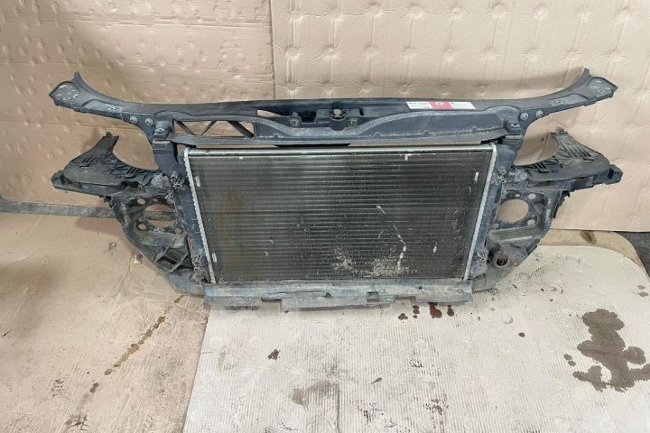 Radiator apa racire motor 8E0805594 BBB Audi A4 B6