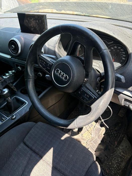 Dezmembrez Dezmembrari Audi A4 B8 Audi A5 8T Coupe Cabrio Sportback Audi A6 C7 / Piese Audi A7 C7 4G / A3 8V Piese Caroserie Mecanica Diferite culori