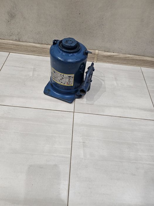 Крикове! Крикове!