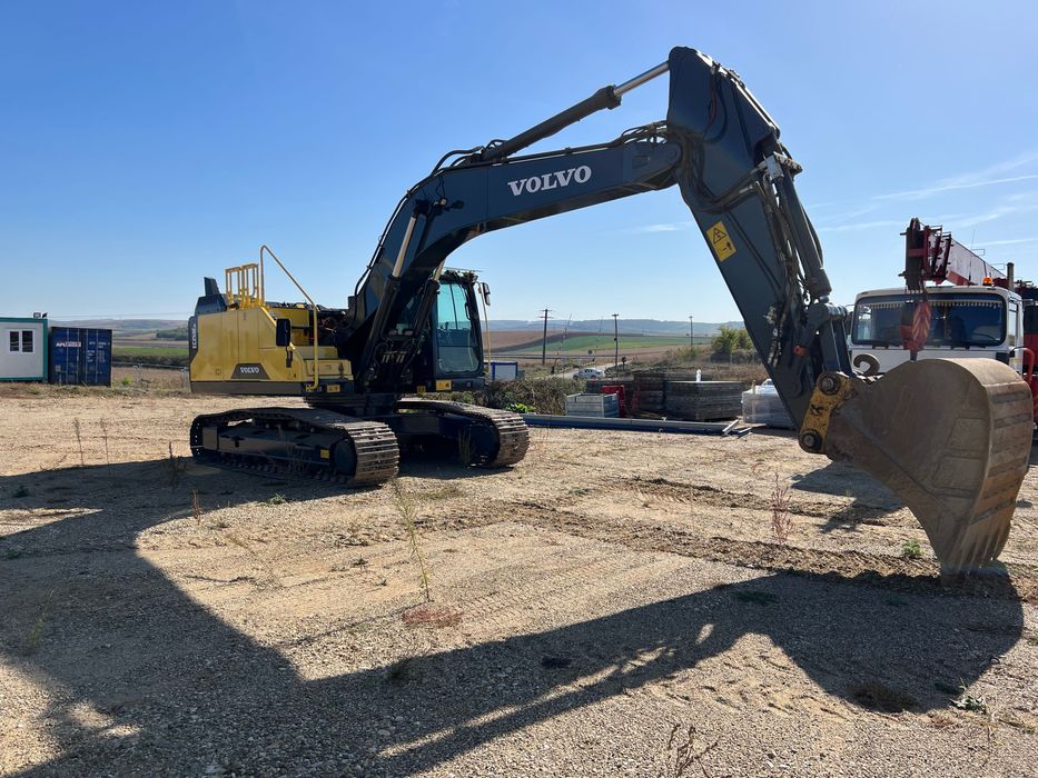 Excavator senile Volvo EC250 ENL