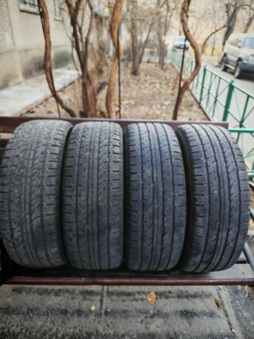 Продам комплект летних шин Viatti Bosco AT 215/55 R17