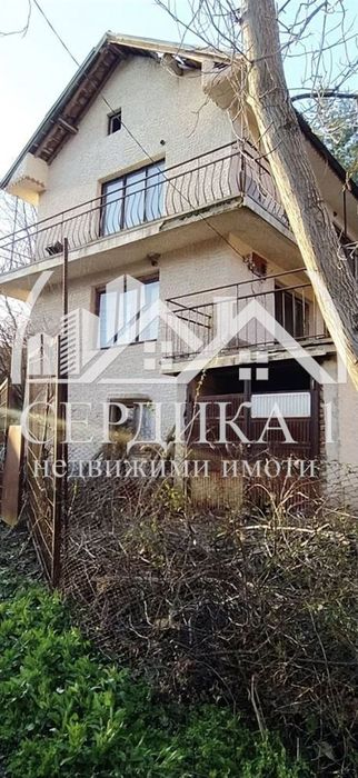 Къща в Перник, област-с.Пещера
