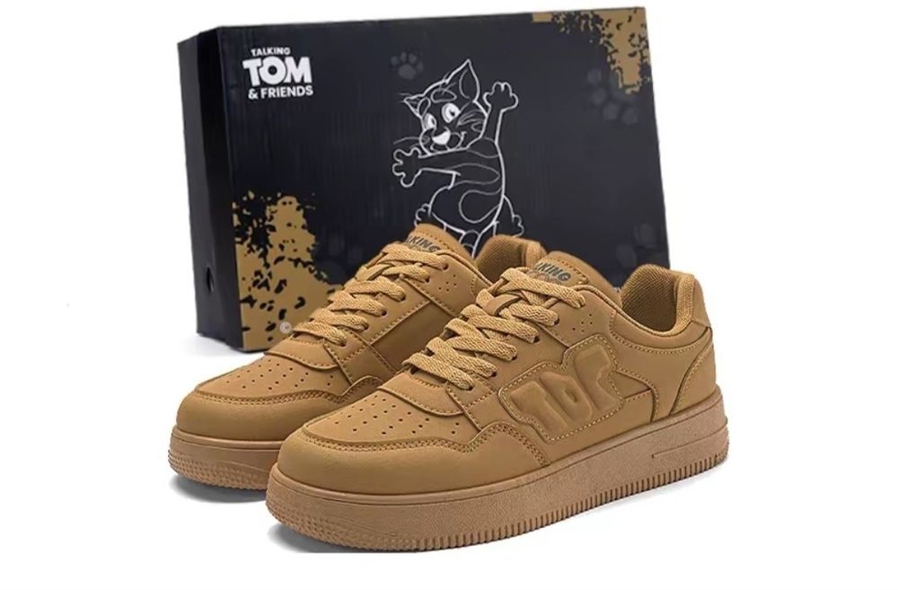 Кроссовки  новые