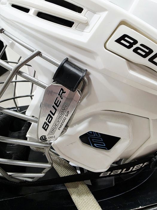 Продается хоккейная экипировка