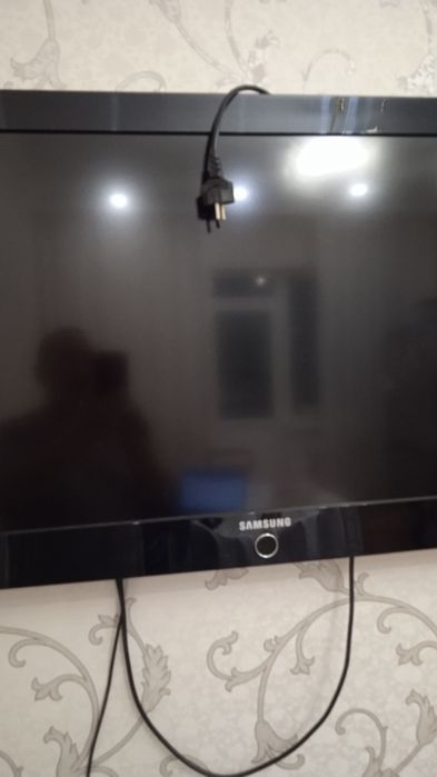 Телевизор Самсунг в отличном состоянии