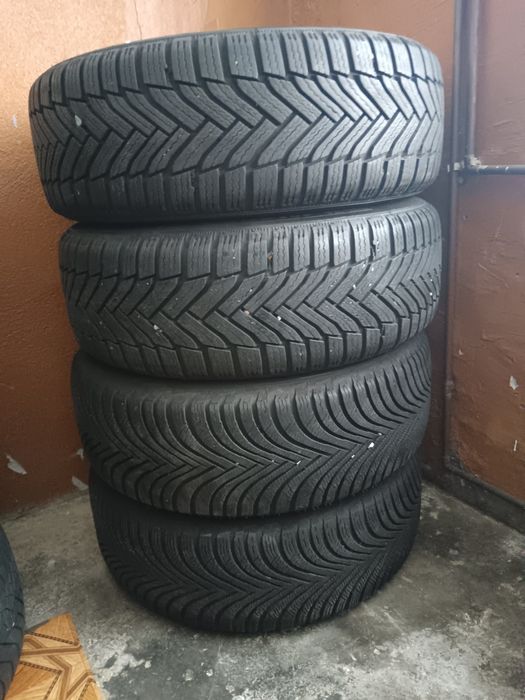Set jante aliaj prindere 5x112 et 45 cu anvelope 215/55/17 audi Skoda vw seat