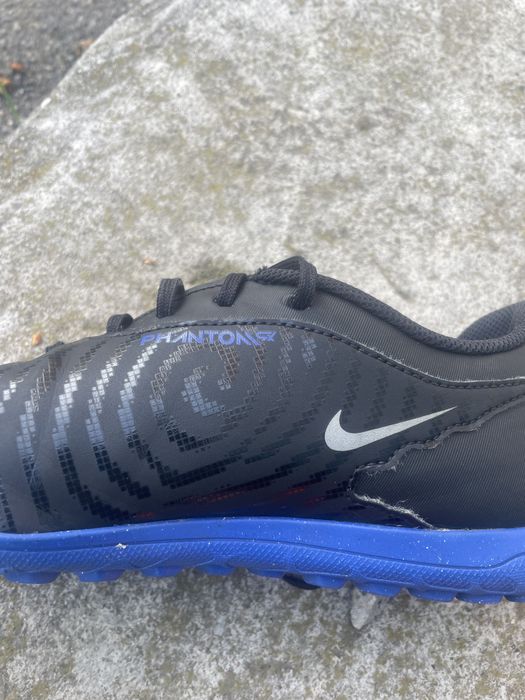 Vând ghete de fotbal nike nr 40