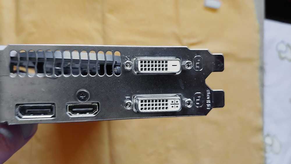 Графична карта GIGABYTE GeForce GTX 760 N760OC-2GD Rev 2.0