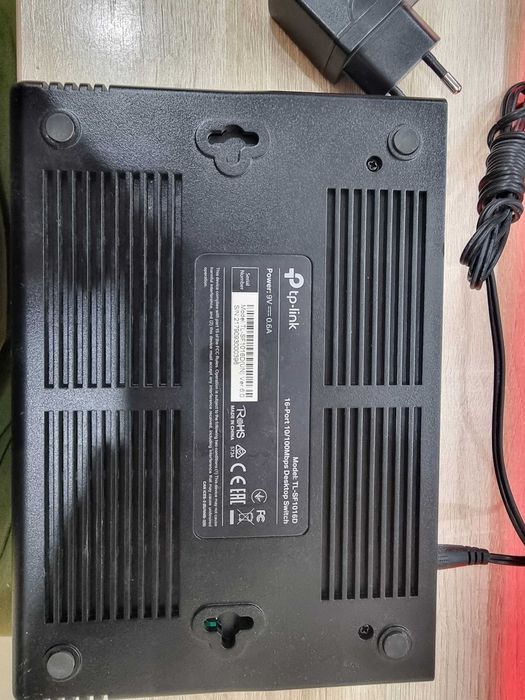 Коммутатор TP-Link TL-SF1016D 16 портов 100Мбит