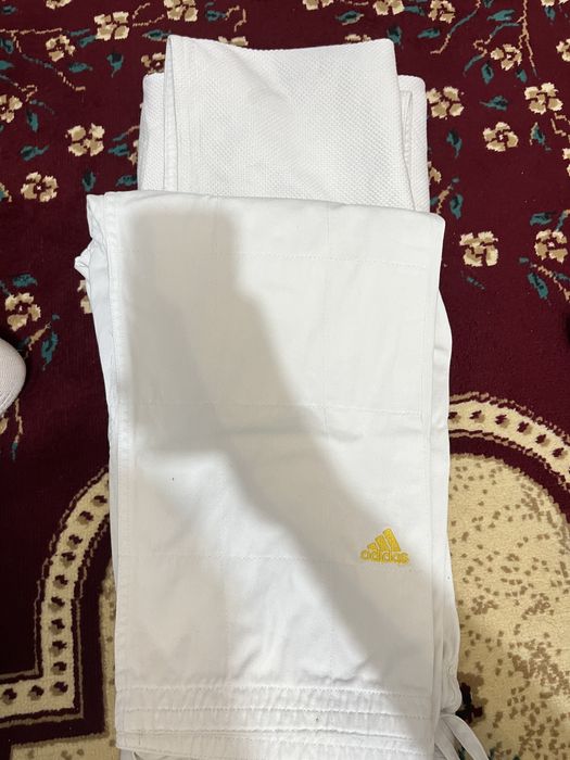 Кимано:сакура.адидас