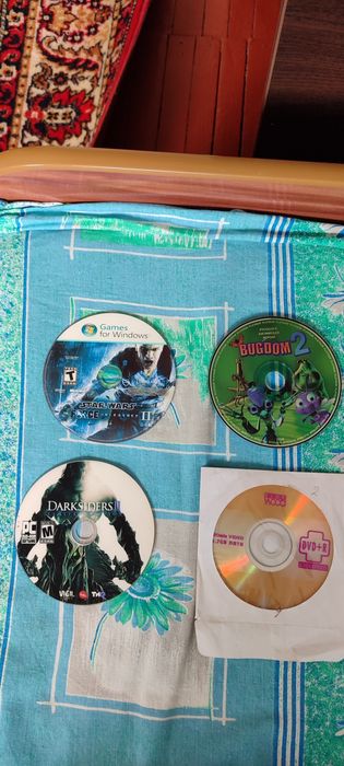 Игры на компьютер+документальные фильмы