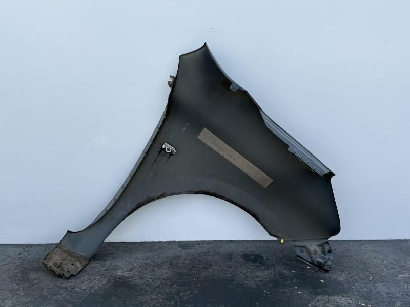 Aripa fata stanga Nissan Micra 4
