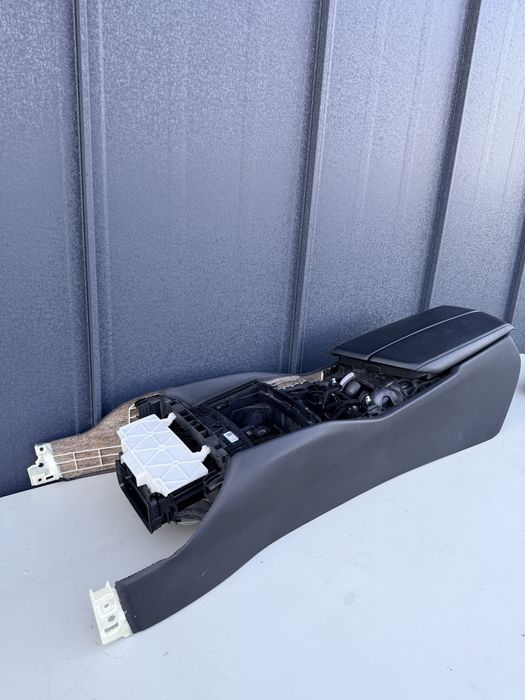 Cotiera Bmw Seria 5 G30 G31 volan stanga /neagra