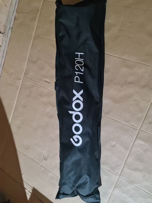 Lumina Godox DP600iii+Godox p120h/grid+ Stativ Lencarta redline pro